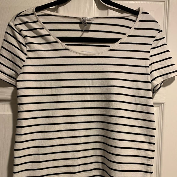 h and m basic tee
